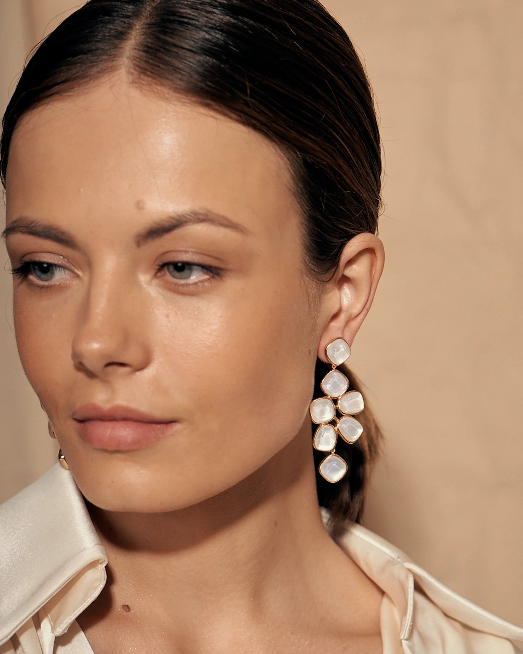 Pendientes Hydra Mix con madreperla blanca