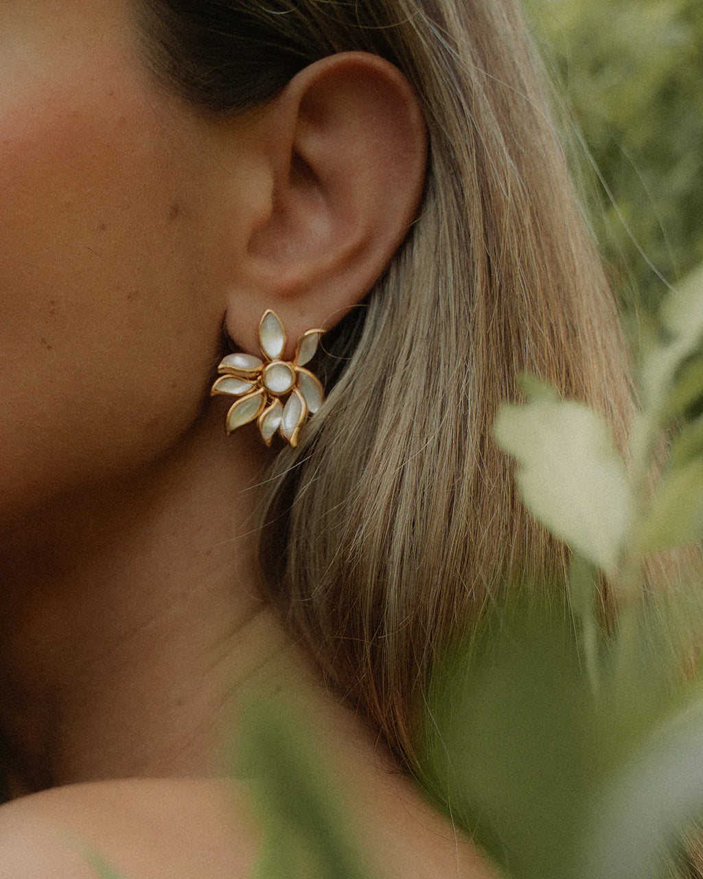 Pendientes Mandragora Madreperla blanca