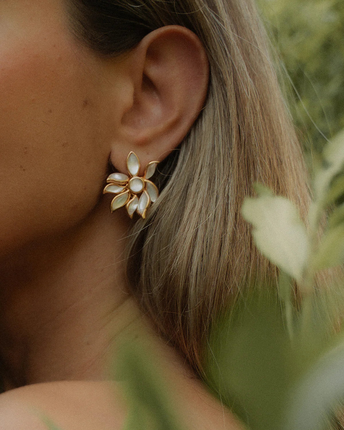 Pendientes Mandragora Madreperla blanca
