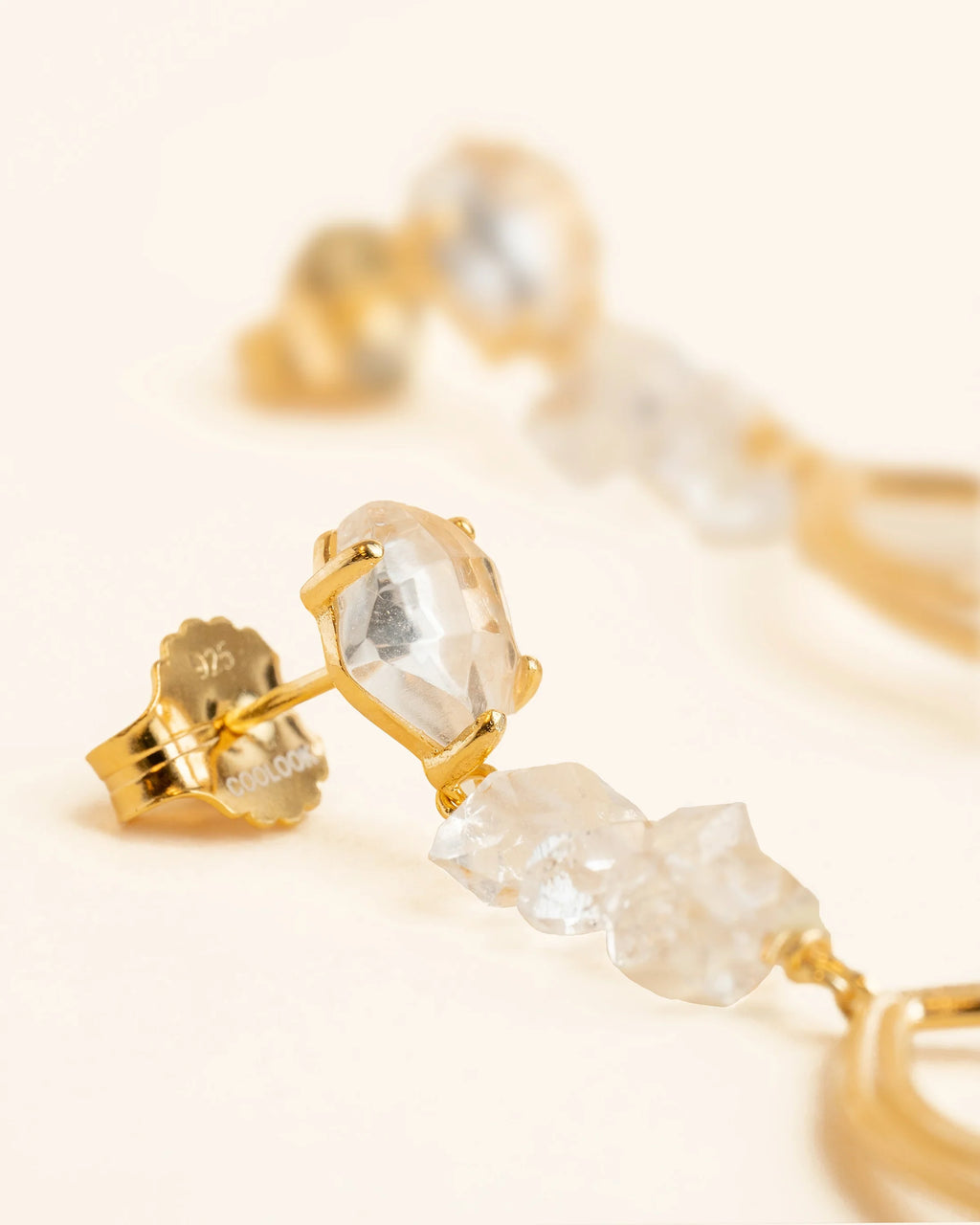 Pendientes Vinson con cuarzo herkimer